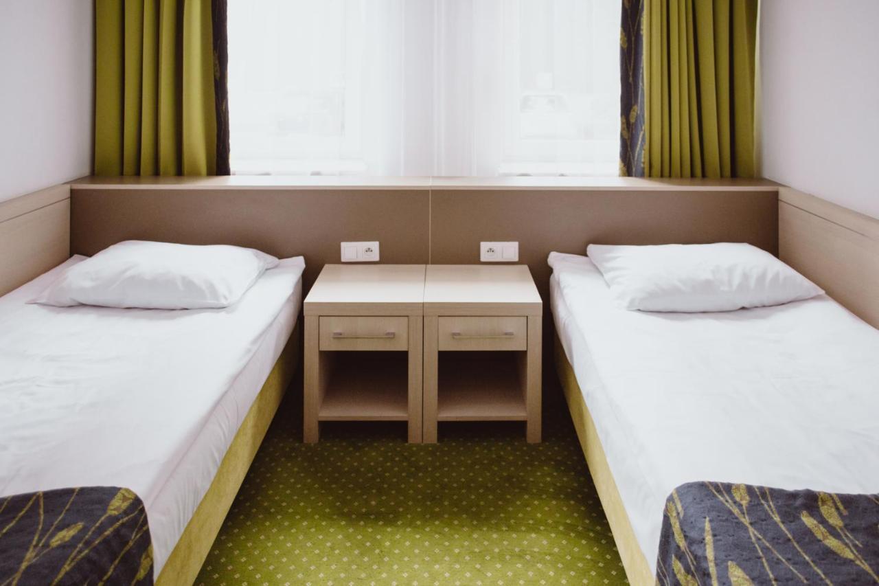 Arche Hotel 谢德尔采 外观 照片