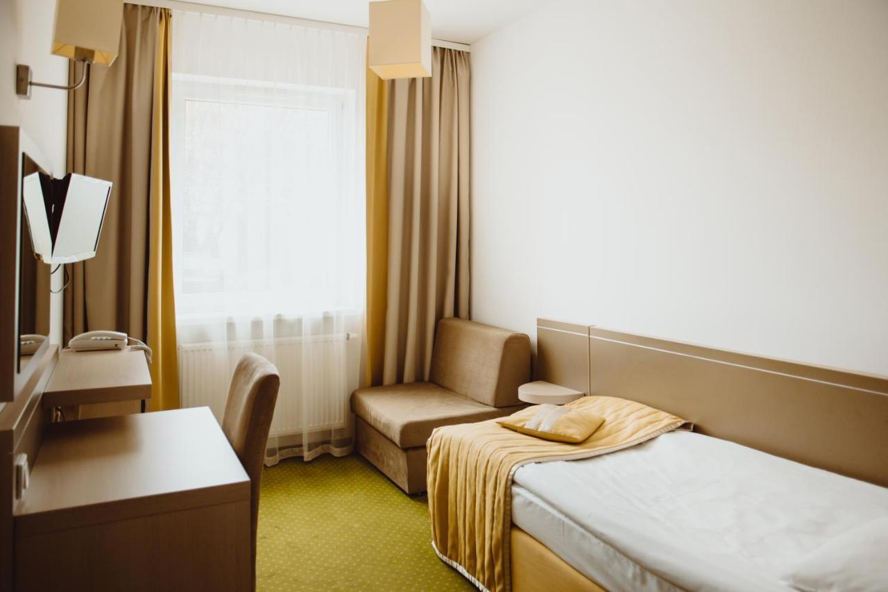 Arche Hotel 谢德尔采 外观 照片