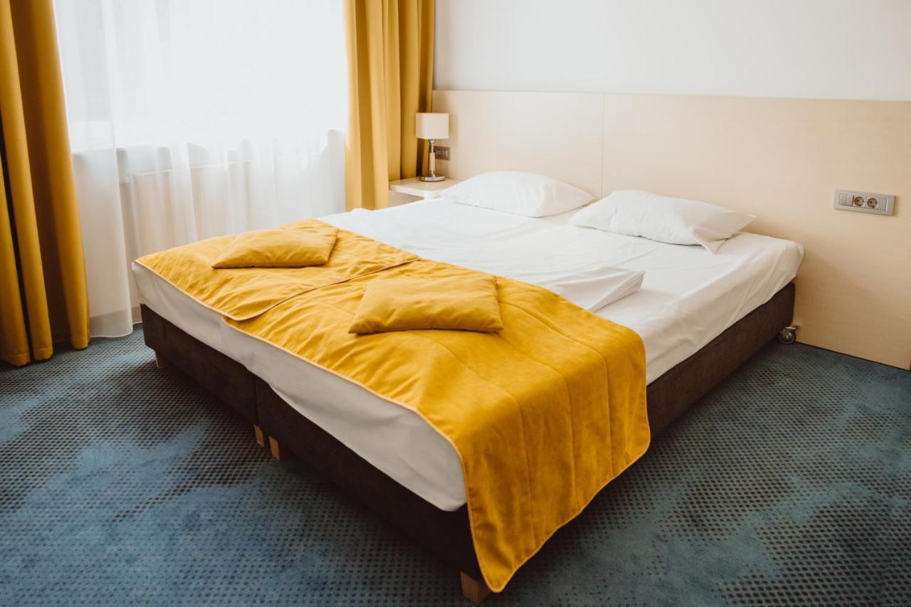Arche Hotel 谢德尔采 外观 照片