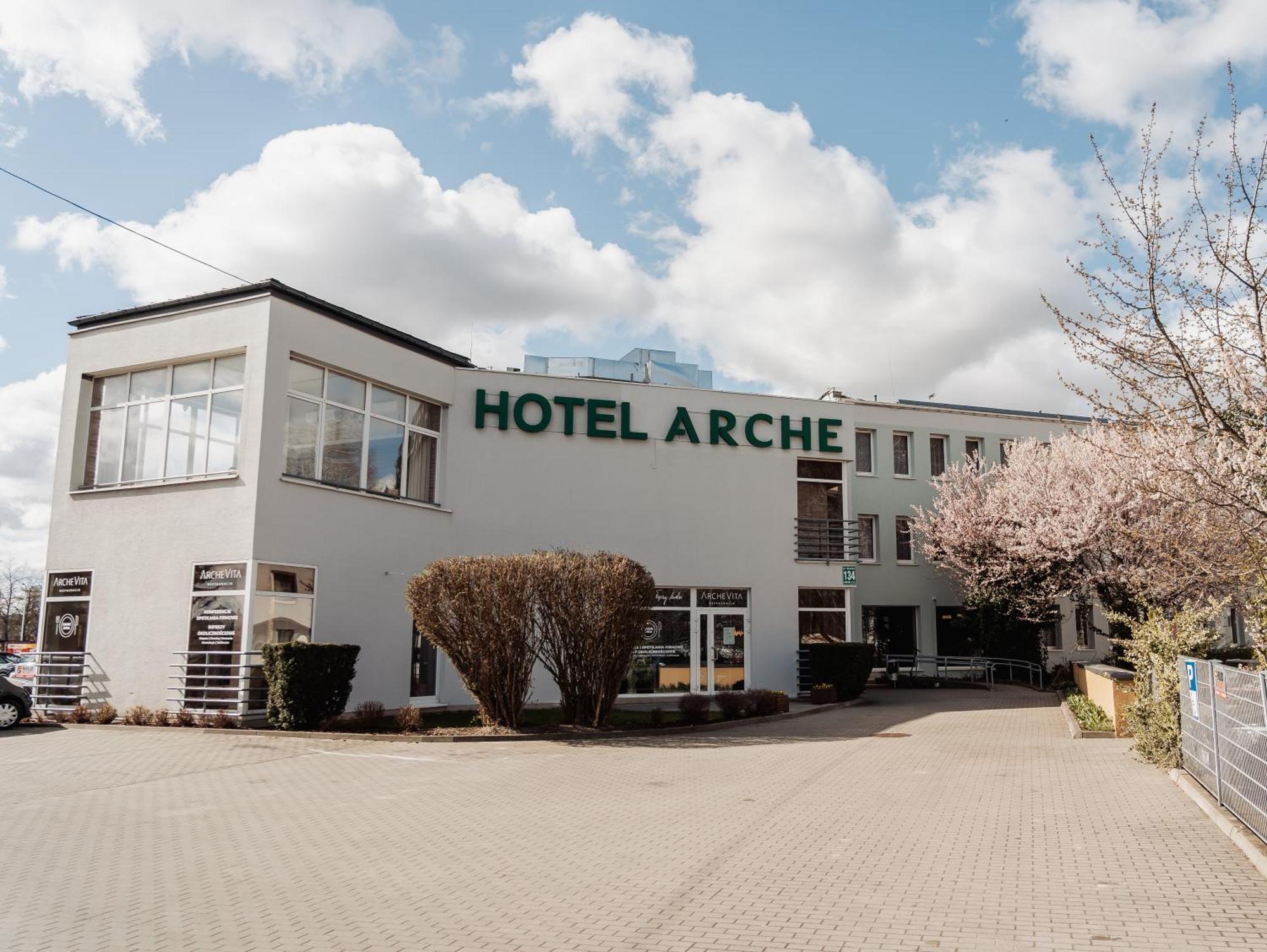 Arche Hotel 谢德尔采 外观 照片