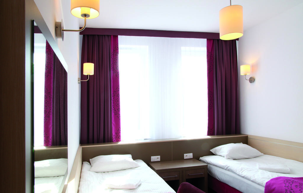 Arche Hotel 谢德尔采 外观 照片