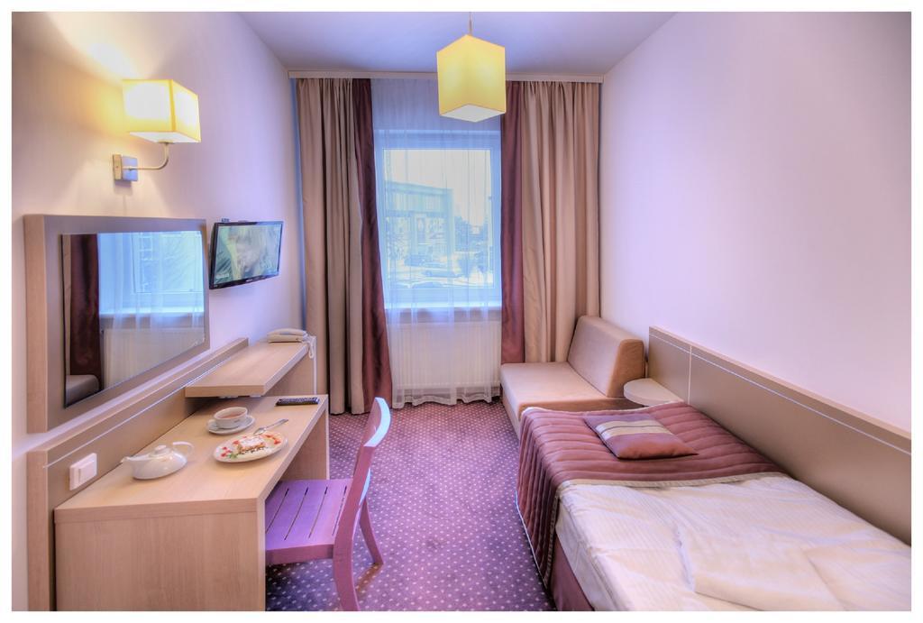 Arche Hotel 谢德尔采 外观 照片