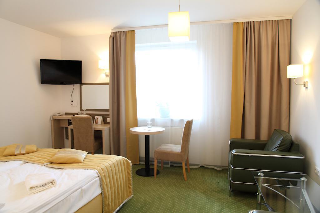 Arche Hotel 谢德尔采 客房 照片